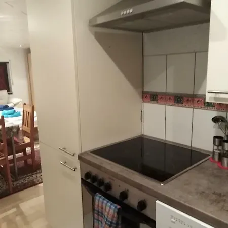 Homestay Lenas Ferienzimmer *