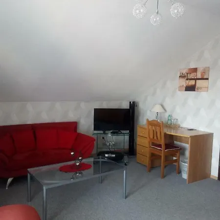 Homestay Lenas Ferienzimmer Biebelnheim